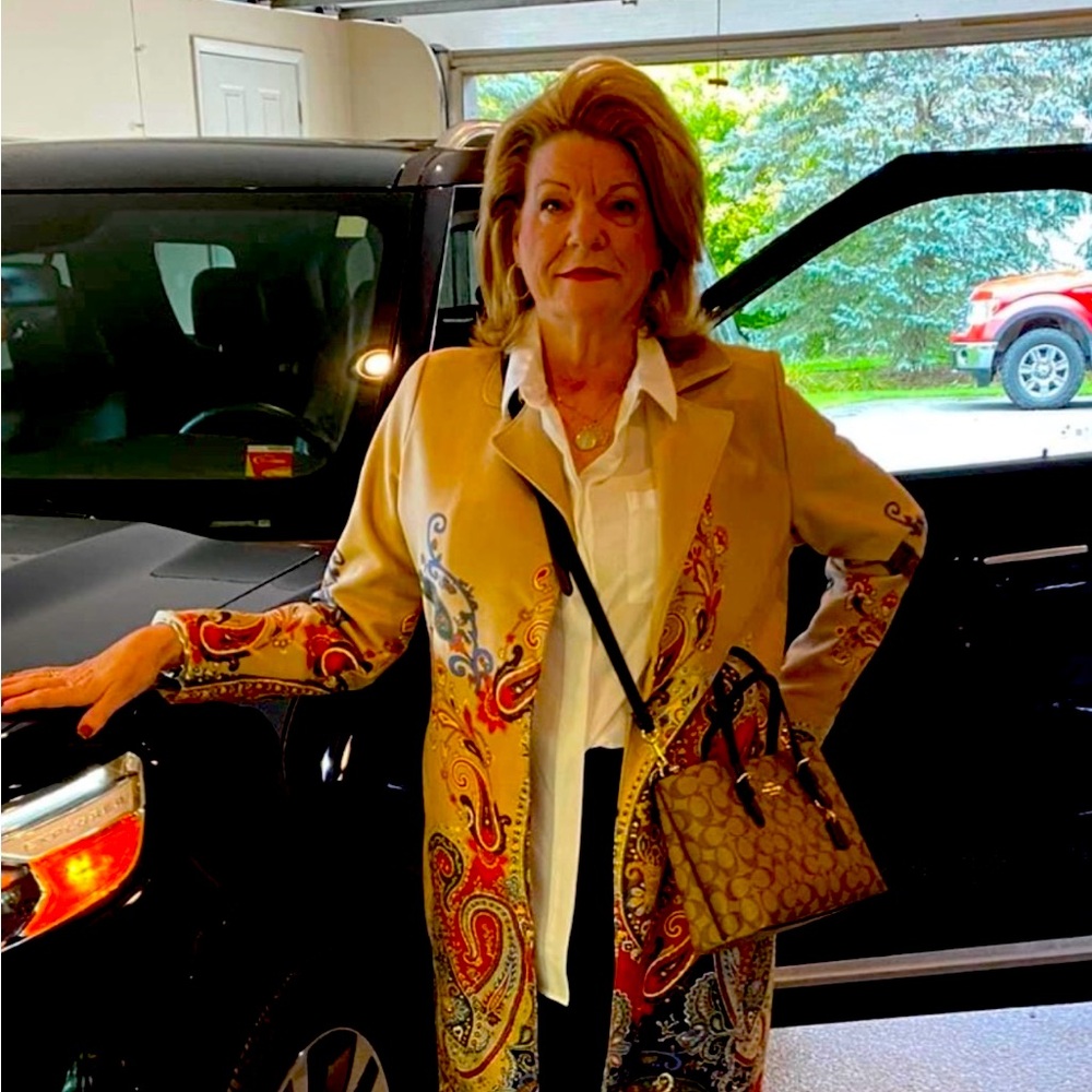 Meet your Posher, Cheryl